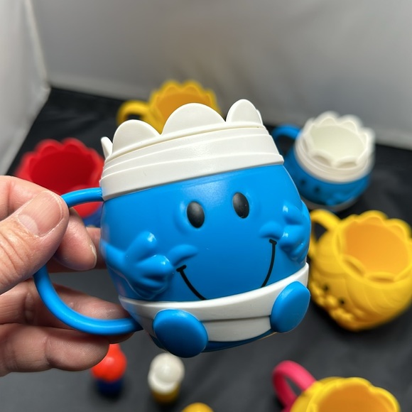 Lot of McDonald's 7 mugs & 4 vintage Little People - Picture 8 of 12